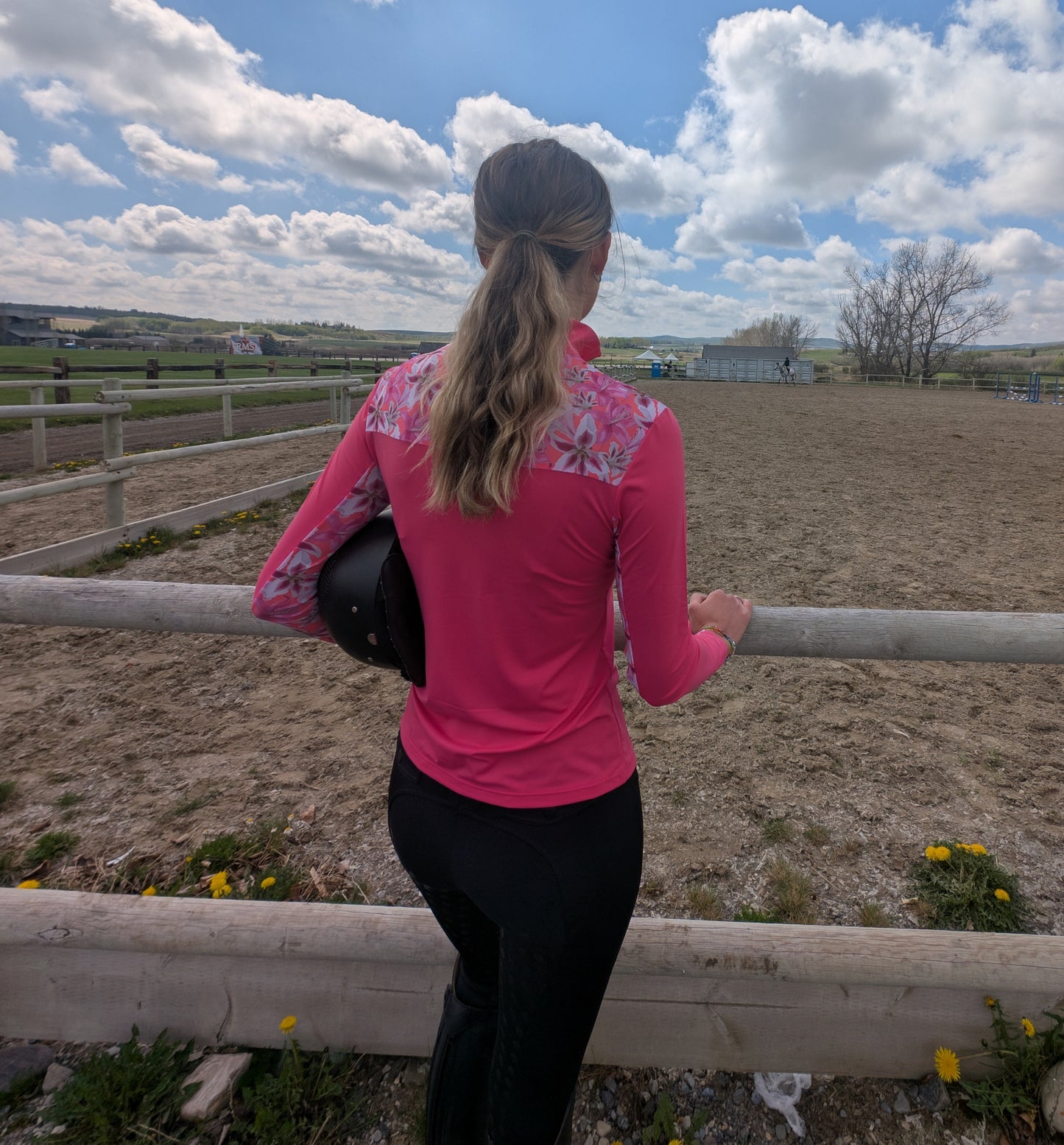 'Pink Lilly' Long Sleeve Women's Sun Shirt